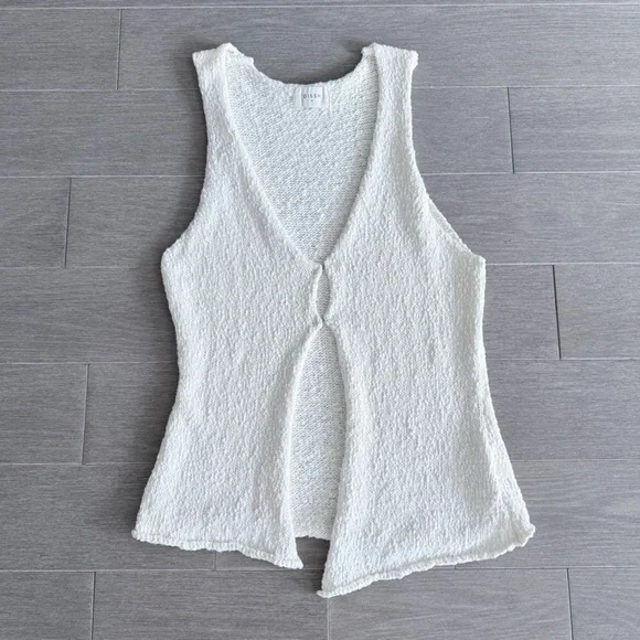 DISSH DION OFF WHITE BOUCLE KNIT VEST M Ivory Textured Boho Minimalist Top - Picture 11 of 12